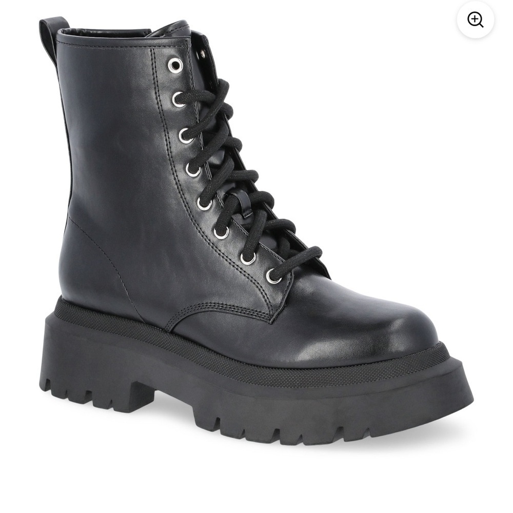 No Boundaries Womens Lug Sole Black Faux Leather Lace Up Combat Boots SZ 7.5 New